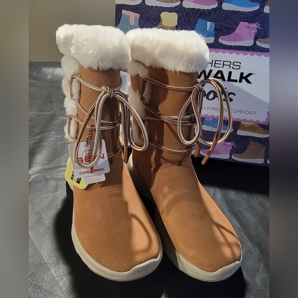 Skechers Go walk boots tan and sherpa
